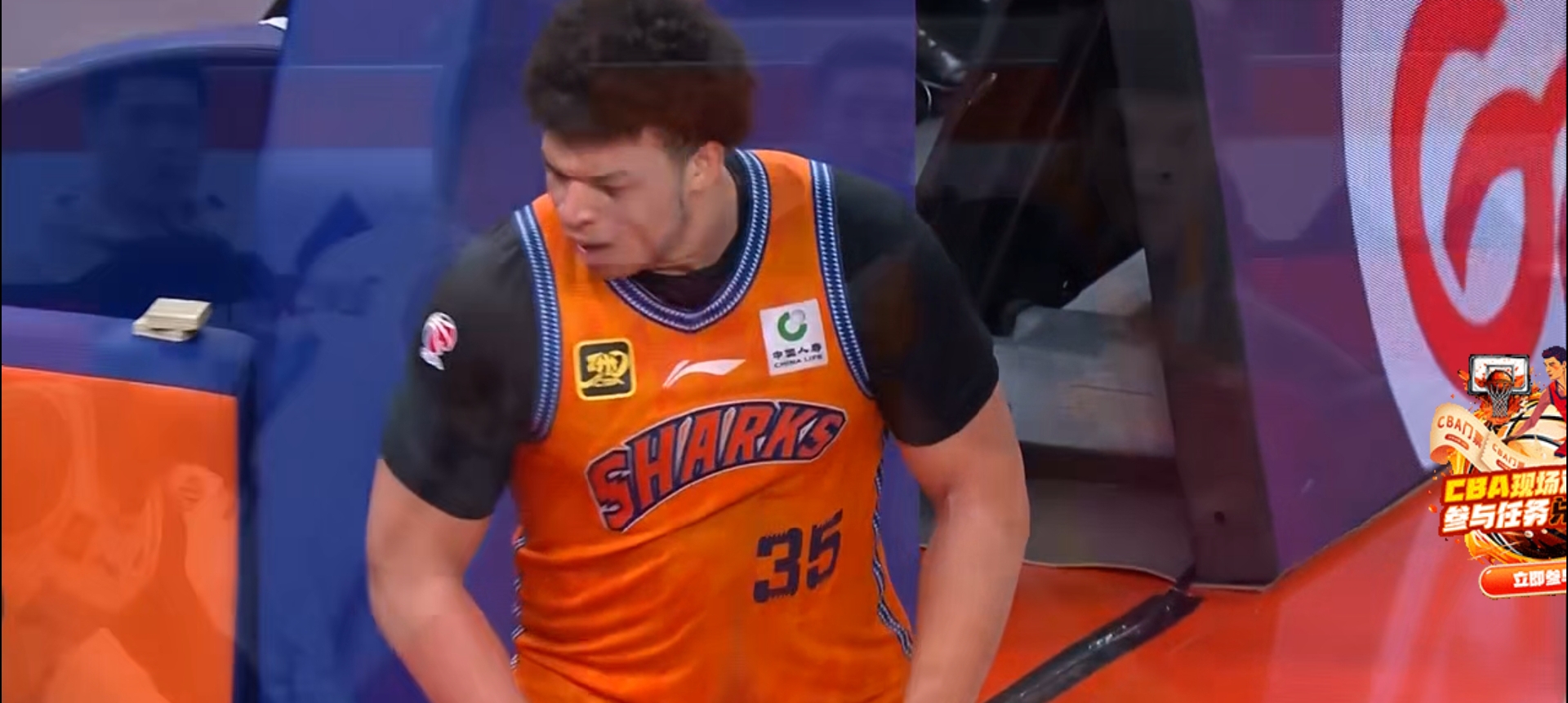 PG游戏- 今夜克里夫兰骑士备战亚洲杯,临场应变细节流出,气氛紧张,训练强度显著提升