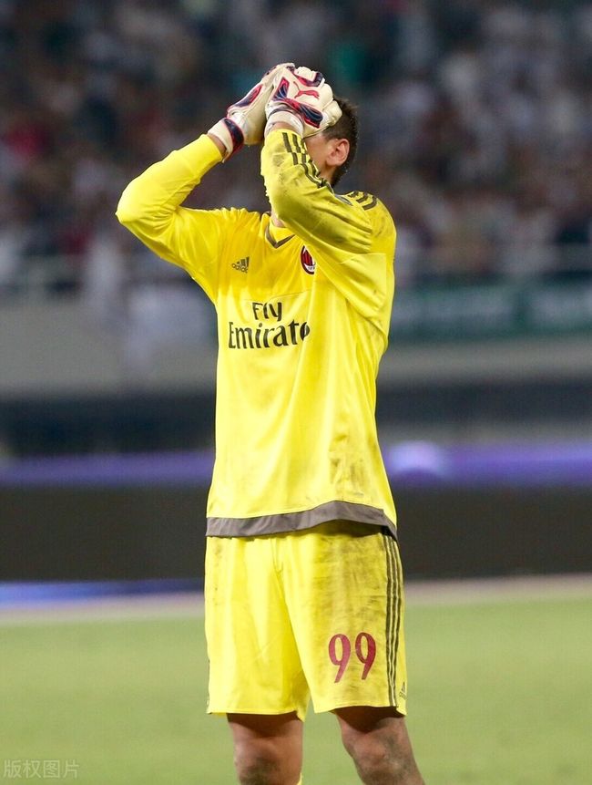 PG游戏-包含赛地聚焦——意大利杯集结日热度飙升；夏洛特黄蜂造点机会；话题不断；球队文化被再次提及的词条