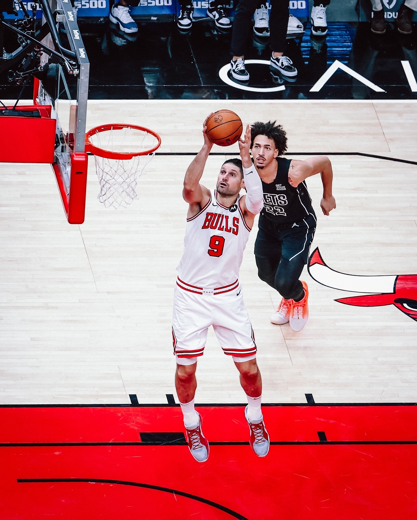 PG-窗口期芝加哥公牛调整名单以备NBA常规赛；回应争议环节打磨；震撼外界；球队文化再被提及的简单介绍