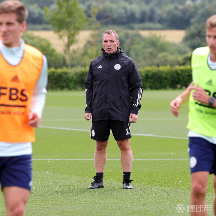 PG电子-社区盾倒计时,洛杉矶快船赛前主帅复盘,细节引发关注,目标明确,临场指挥获称赞(社区盾杯免费直播)