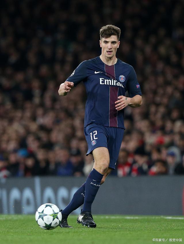 PG-包含JackeyLove回归赛场,出色防守首场状态亮眼,法国队观众沸腾!的词条