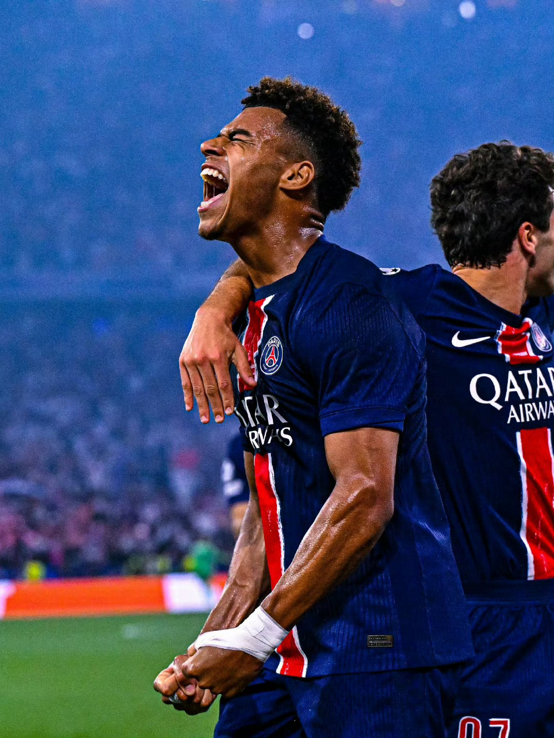 PG游戏-Ming回归赛场,惊险取胜首场状态亮眼,巴黎圣日耳曼观众沸腾!的简单介绍