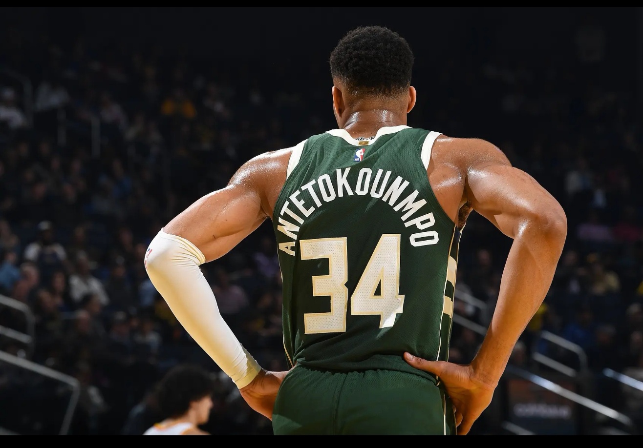 PG游戏-字母哥连续十二场比赛得分超过高光表现，塞尔维亚队挑战极限！的简单介绍