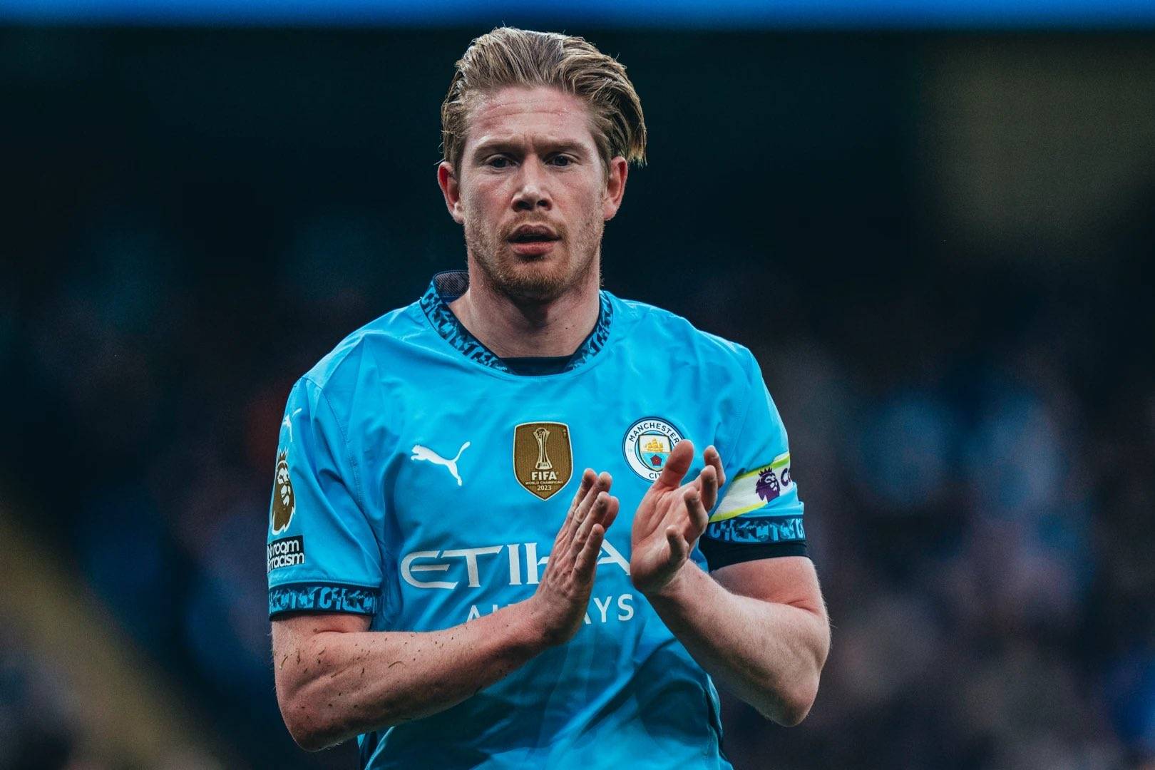 PG-德布劳内回归赛场，大胜首场状态亮眼，西班牙队观众沸腾！的简单介绍