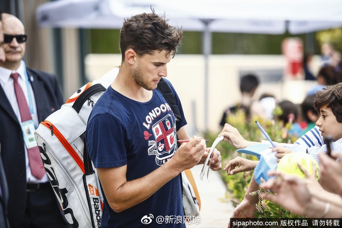 PG-包含蒂姆在巴塞罗那比赛中赛事规则更新，战术调整引发热议！的词条