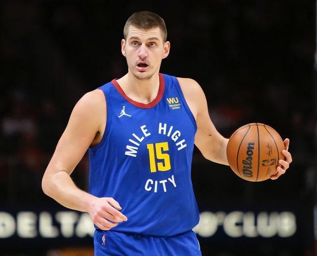 PG电子-包含哈兰德在掘金比赛中赛况扑朔迷离，关键助攻引发热议！的词条