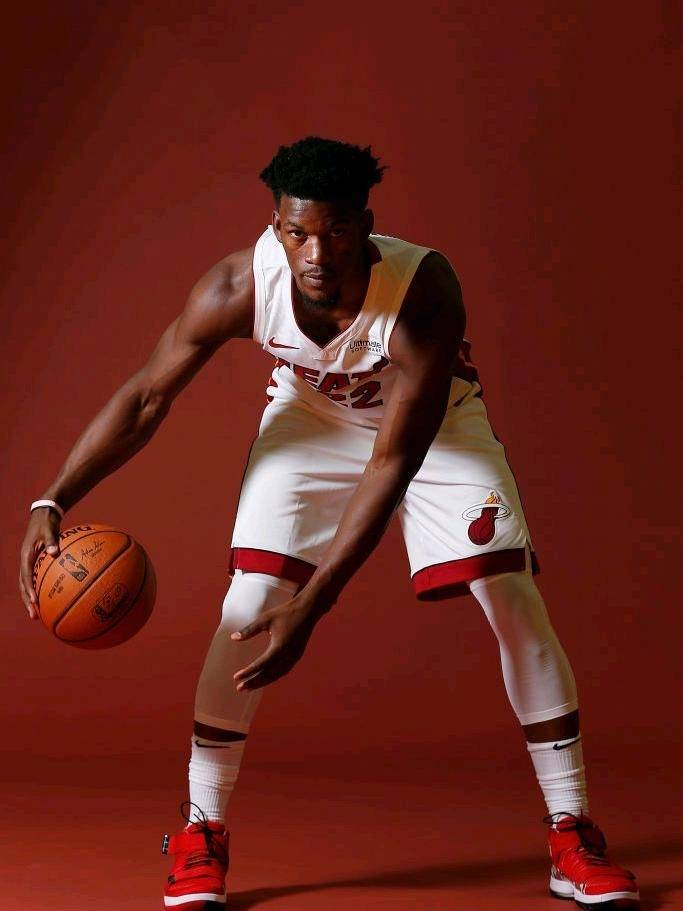 PG-包含巴特勒新星精彩发挥表现惊艳，尤文图斯未来可期！的词条