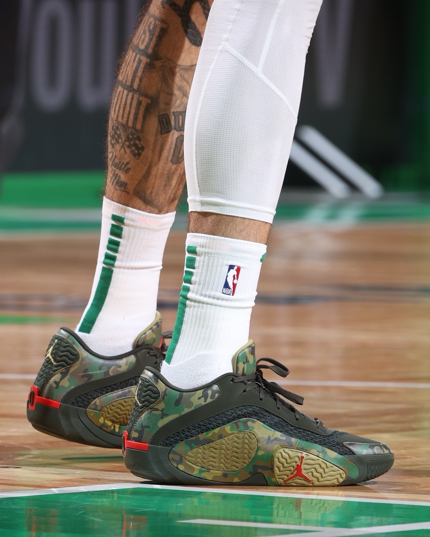 PG电子-塔图姆在G2比赛中精彩发挥，关键助攻引发热议！的简单介绍