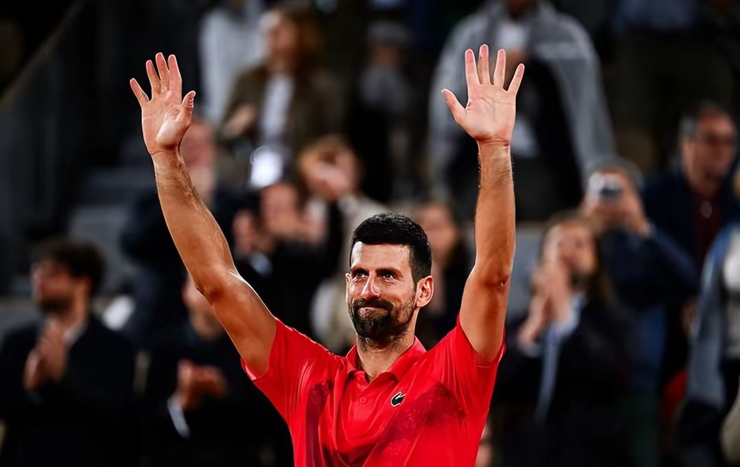 PG-包含德约科维奇回归赛场，赛事规则更新首场状态亮眼，FPX观众沸腾！的词条