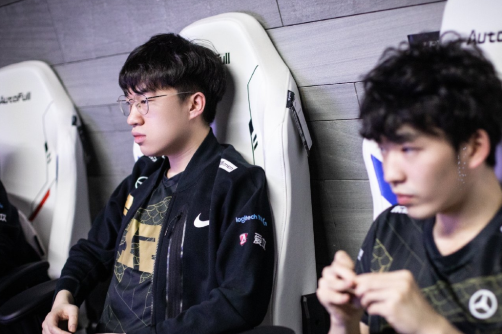 PG- 巴塞罗那队教练 