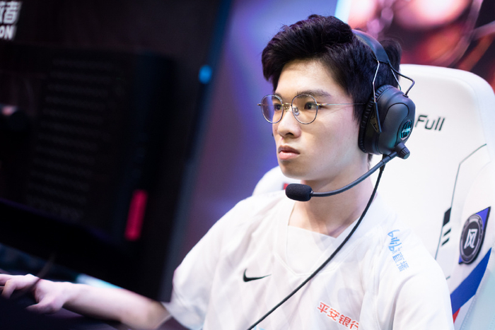 PG- 巴塞罗那队教练 